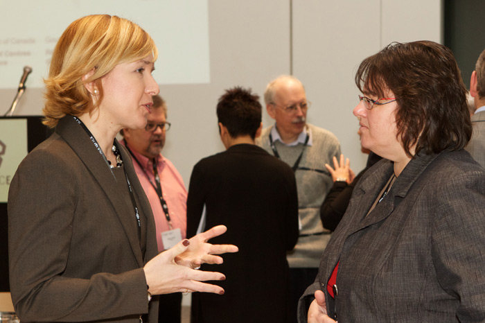 Katie Lafferty (RCCACV) et Michelle MacDonald (TVN)