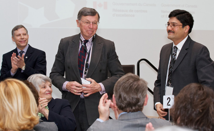 L'honorable Roy MacLaren (IC-IMPACTS) et Nemy Banthia (IC-IMPACTS)