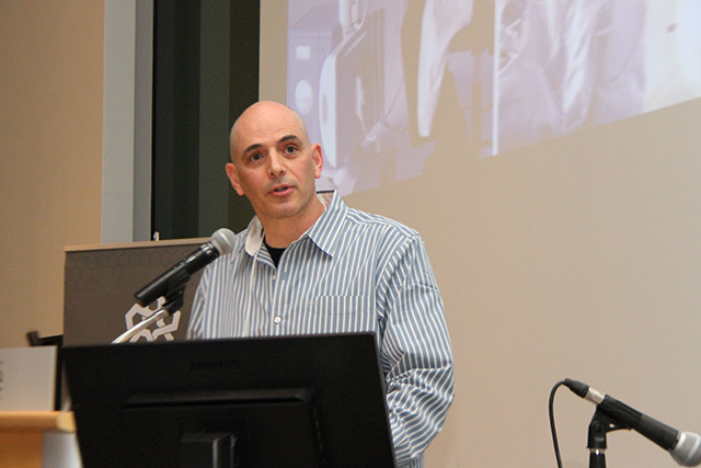 Lahav Gil